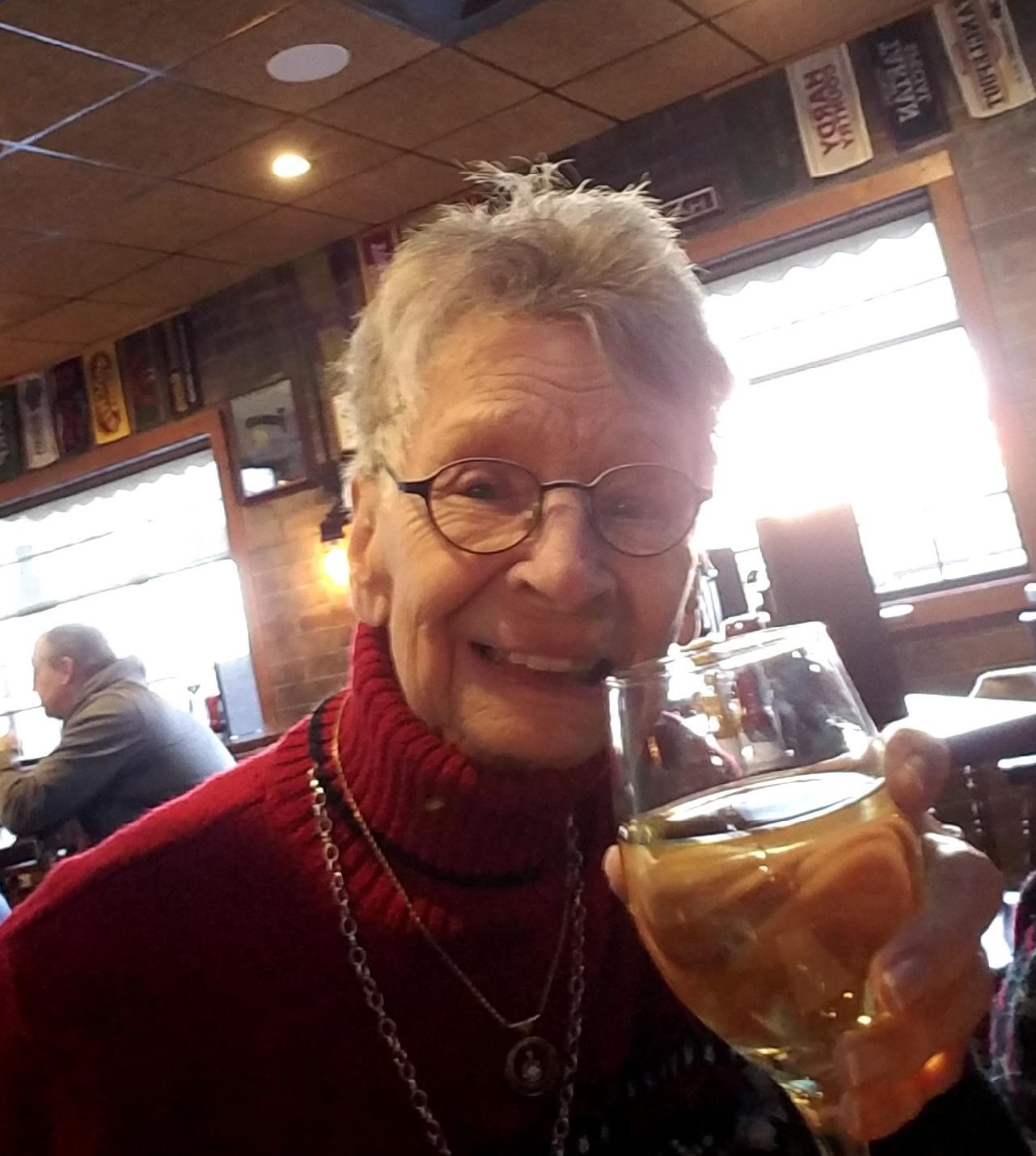 Alyson Leigh Rosenfeld,Edna Mae Wilson Adult videos Leueen MacGrath,Jean Darnell Michelle Paress,Ching Li Adult pics & movies Agnes Keleti 10 Olympic medals,Jayne Trcka